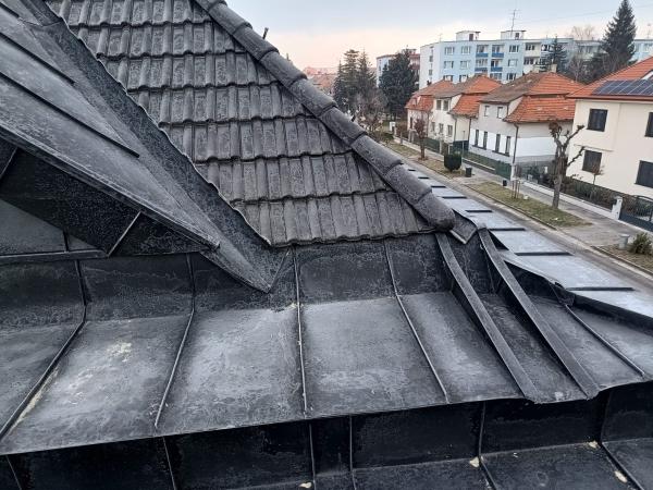 44c8d11a-2a76-477c-b261-0b0aa933f56b